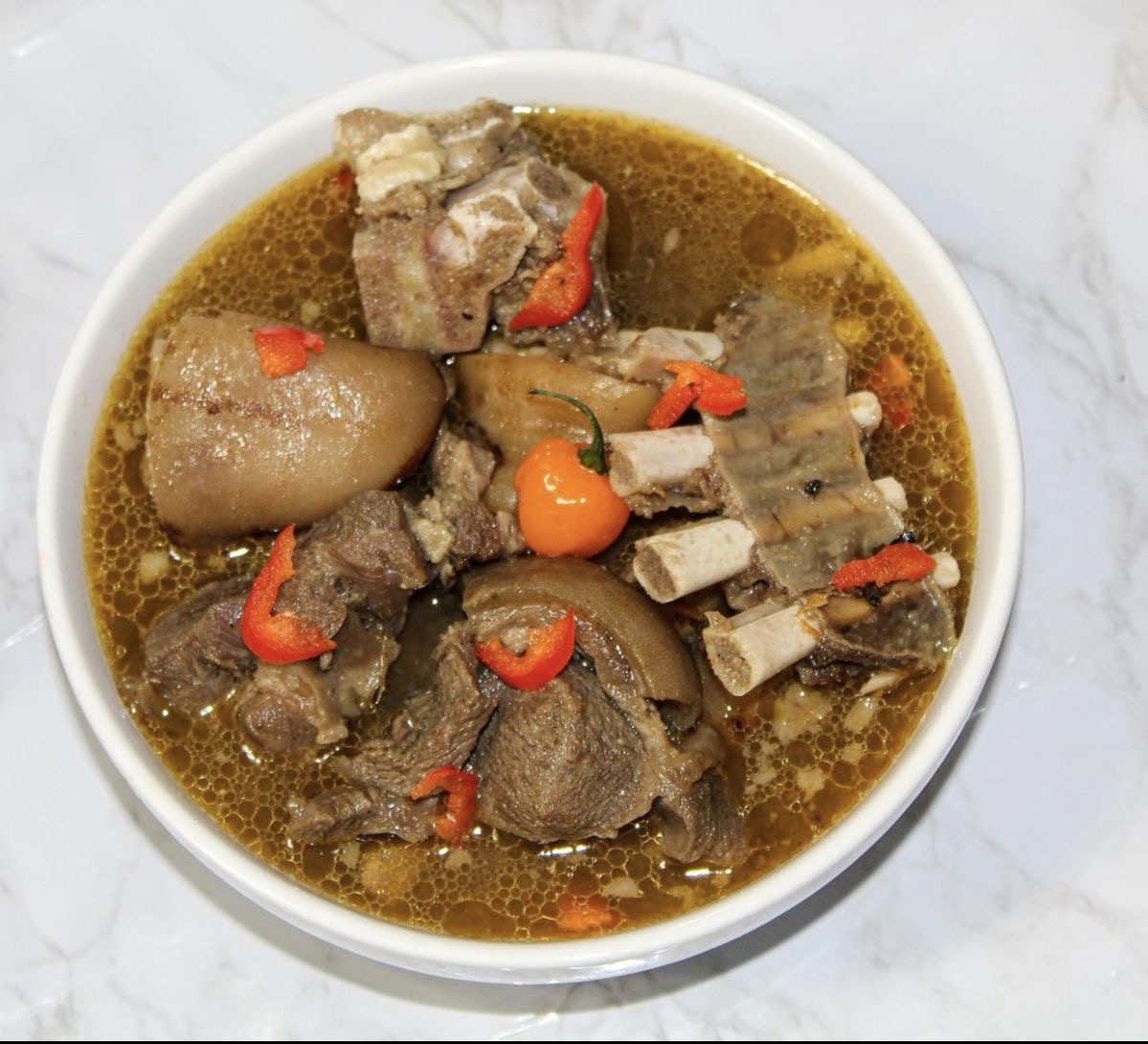 Bouillon pattes de bœuf